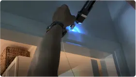 光纖經門框鋪設